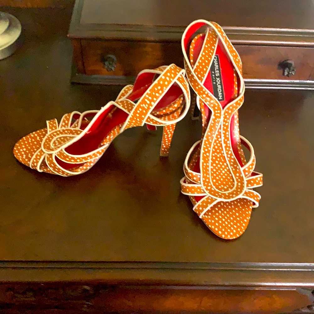 Super cutey polka dot high heel sandals